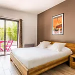 Résid'spa Loire&sèvre Aparthotel 3*
