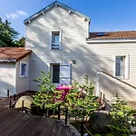 Hotel apartamentowy Resid'spa Loire & Sevre 3*