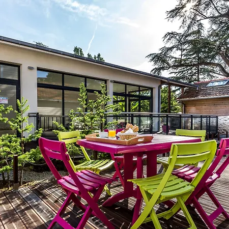 Ξενοδοχείο με διαμερίσματα Resid'spa Loire & Sevre 3*