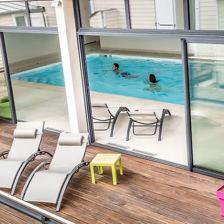 Aparthotel Resid'spa Loire & Sevre Reze