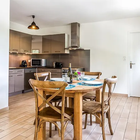 Ξενοδοχείο με διαμερίσματα Resid'spa Loire & Sevre