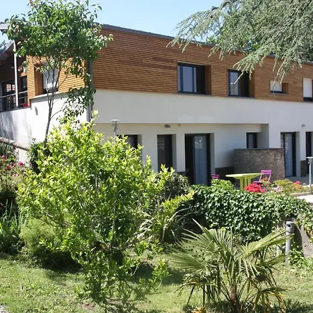 Апарт-отель Resid'spa Loire & Sevre Резе